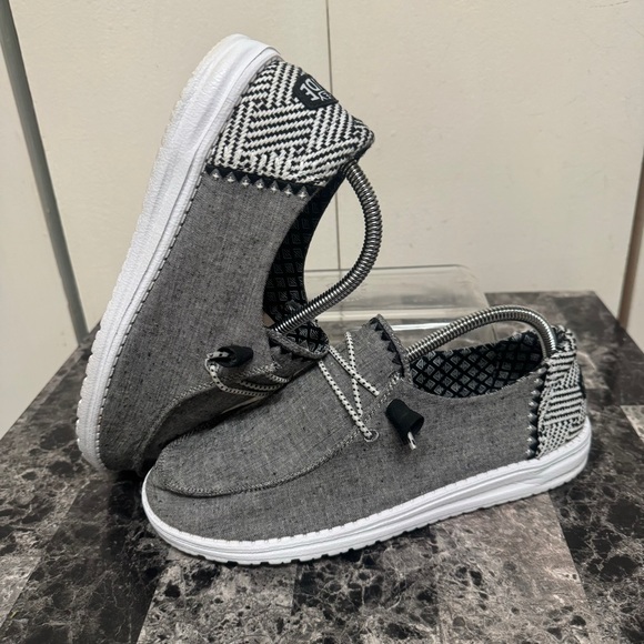 Hey Dude Wendy Chambray Onyx - Women’s Size 10 - Picture 4 of 13